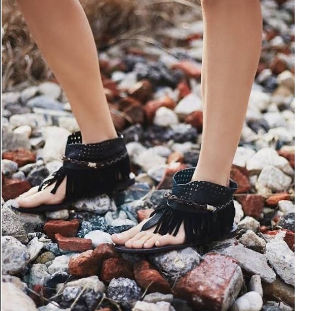 Free people fringe sandals black size 37 new